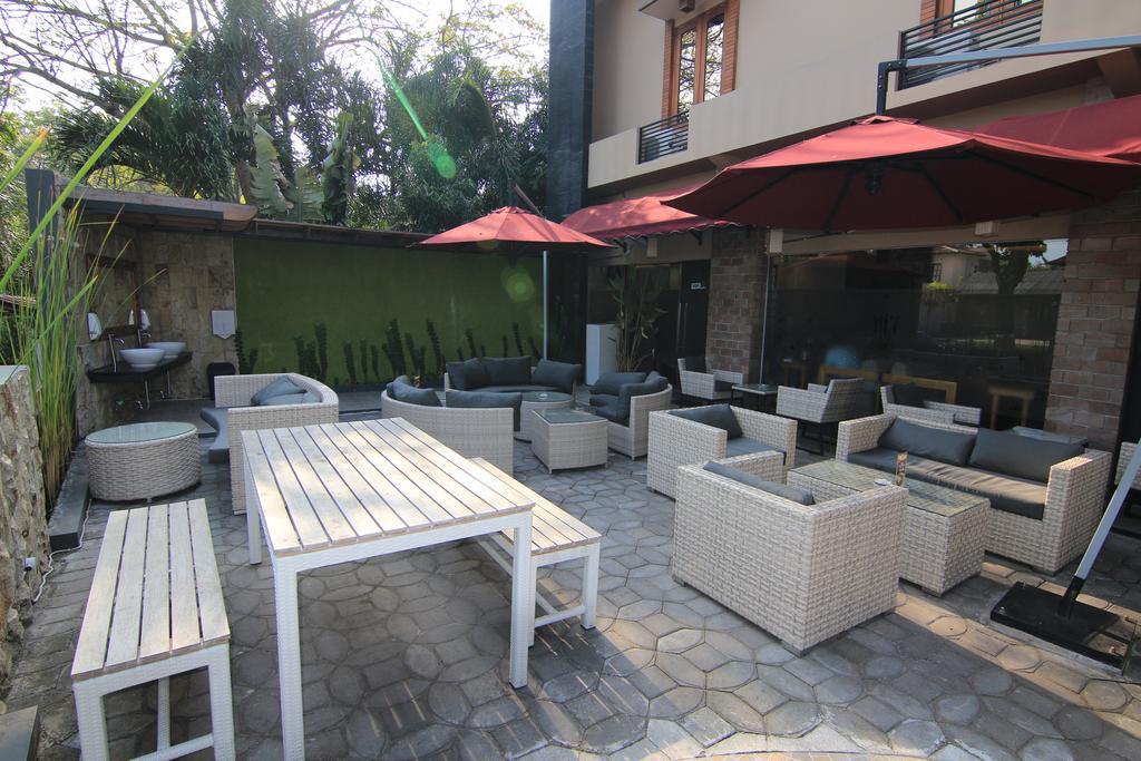 Syailendra Hotel Syariah Jepara Ngoại thất bức ảnh