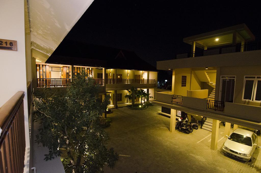 Syailendra Hotel Syariah Jepara Ngoại thất bức ảnh