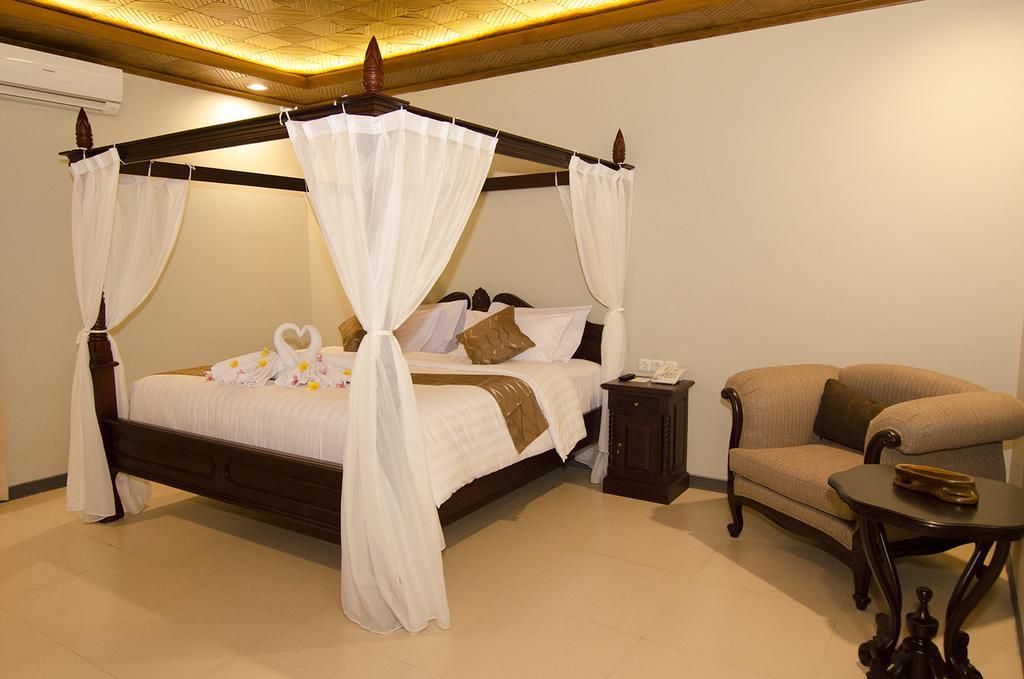 Syailendra Hotel Syariah Jepara Phòng bức ảnh